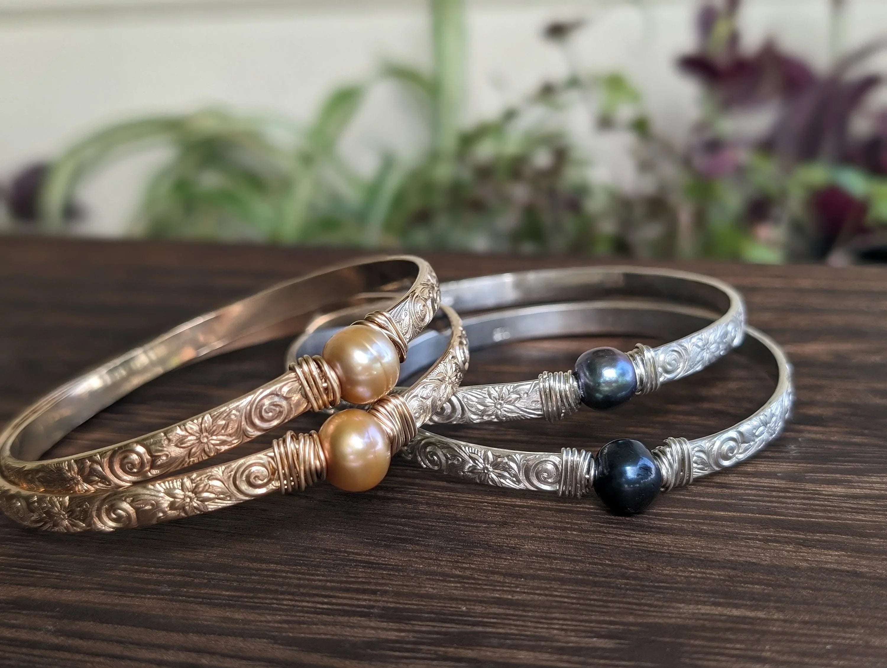 Kaiwi Custom Hawaiian Bangle - 14k Gold Filled Or Sterling Silver - Handcrafted Fine Jewelry by ShellDance Designs, Kona Hawaii