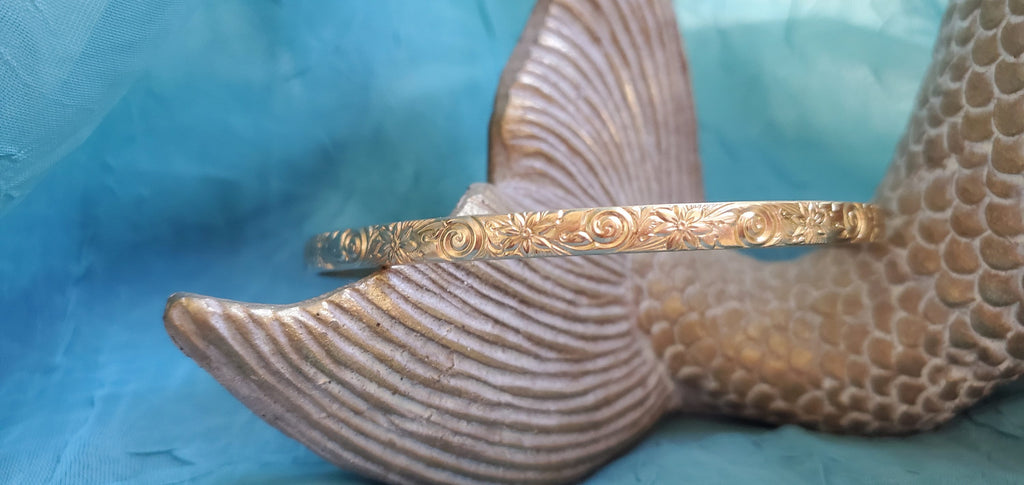 Kanoa Hawaiian Heirloom Arm Cuff - Plumeria Wave Design - Handcrafted Fine Jewelry by ShellDance Designs, Kona Hawaii