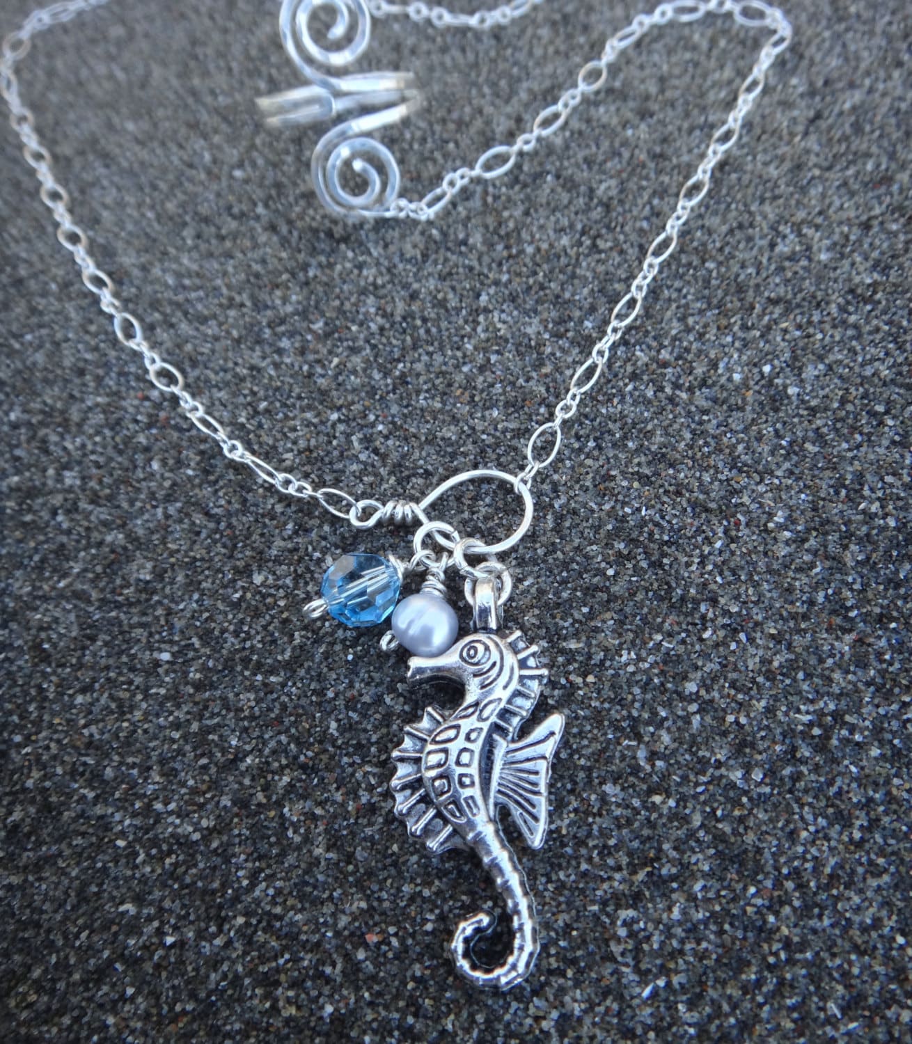 Koani Seahorse Anklet - A Great Accessory For Your Favorite Heels / Customizable - Handcrafted Fine Jewelry by ShellDance Designs, Kona Hawaii