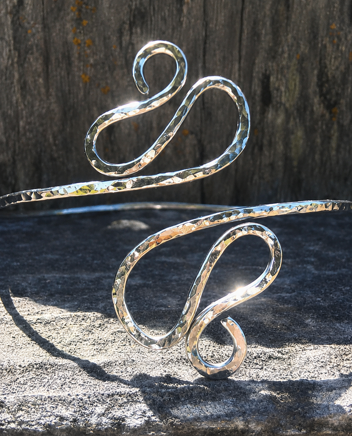Mamo Dainty Egyptian Upper Arm Cuff - Hammered Brass Armband
