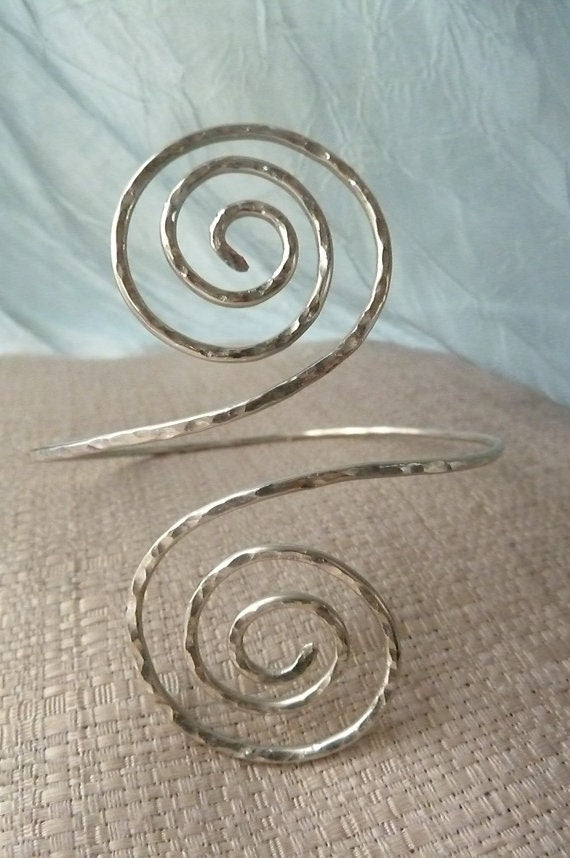 Plus Size - Grecian Swirl Arm Cuff - Hammered Arm Band - Armlet