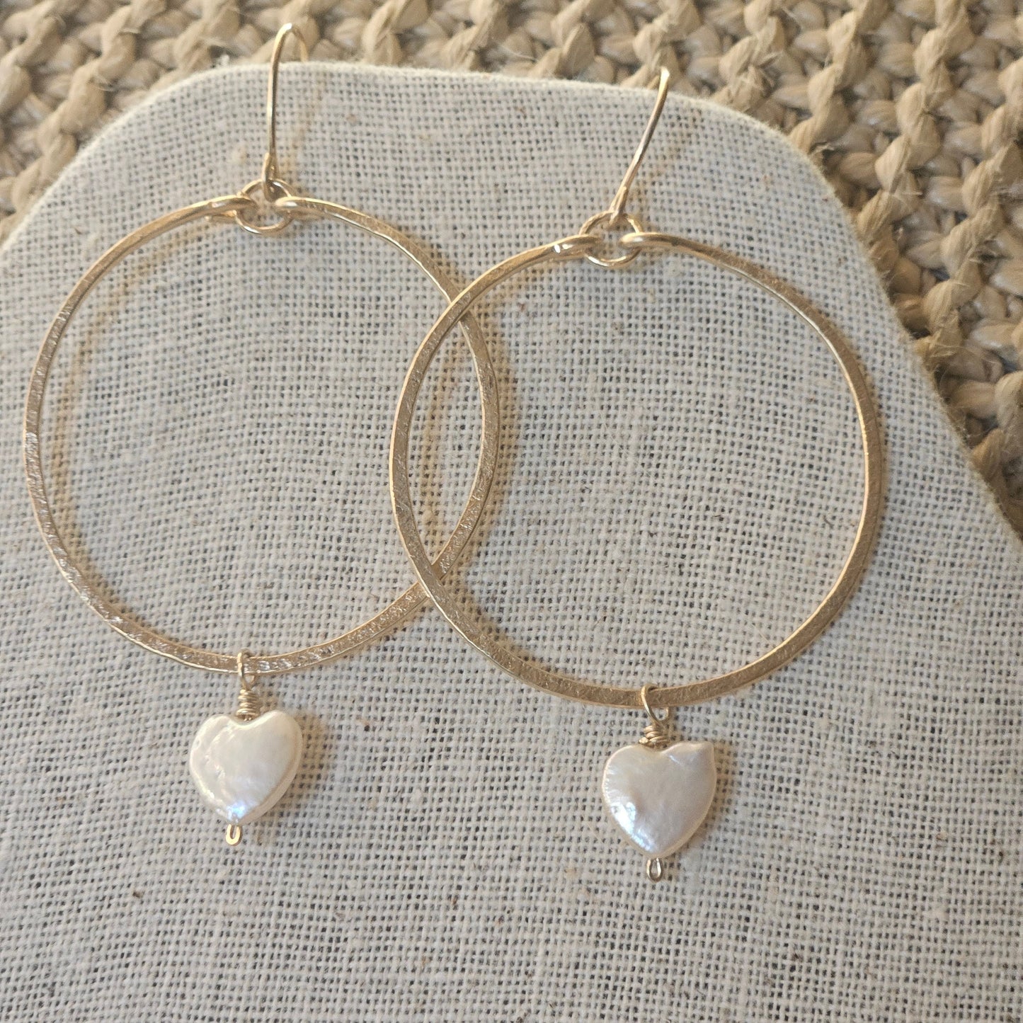 Hoop earrings with Mother of Pearl Hearts