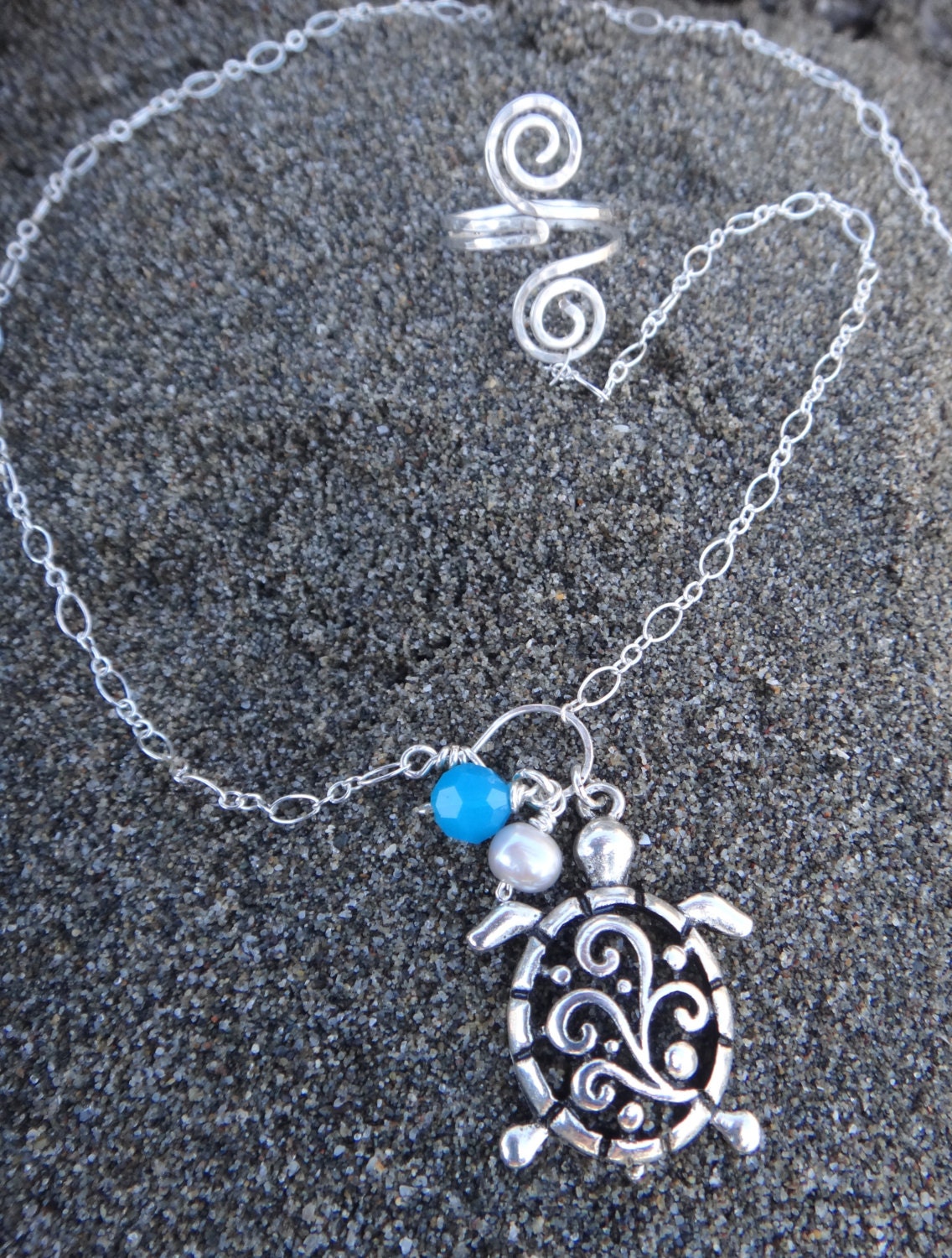 Sea Turtle Anklet  - A great accessory for your favorite heels / Customizable, Available in  Gold or Silver